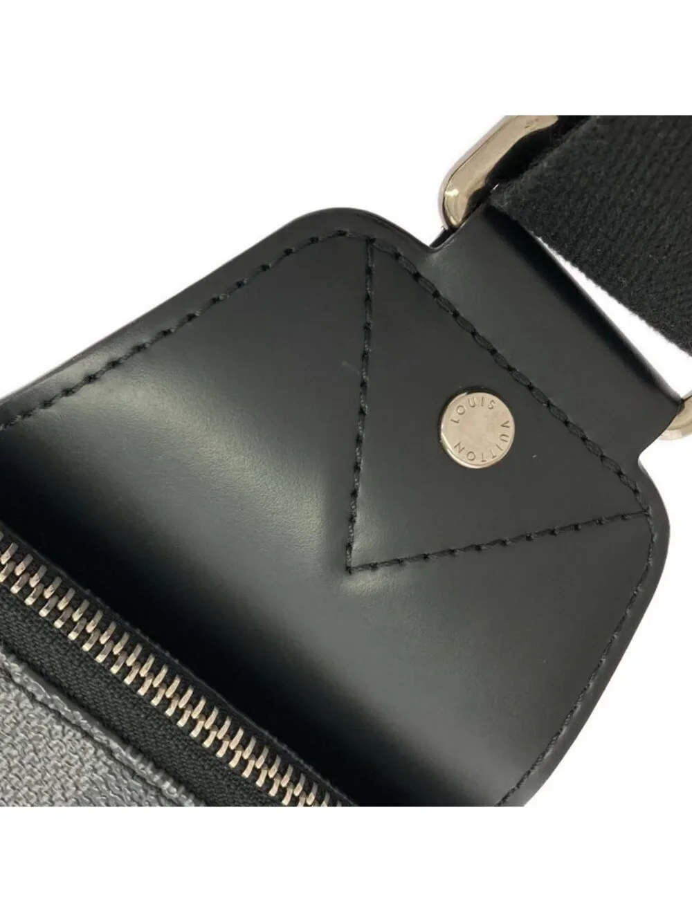 Louis Vuitton Damier Graphite Avenue Sling